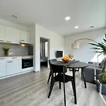 Tea Apartment